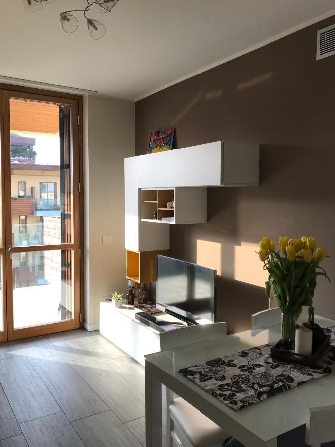 Portello La Casa Di Andrea Milan Bagian luar foto